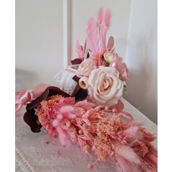 Palma wielkanocna z suszonych i stabilizowanych roślin w odcieniach różu